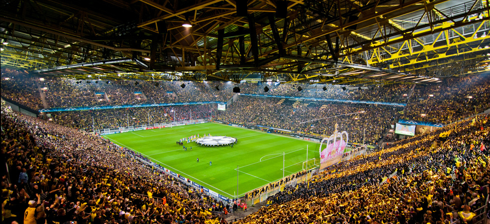 Borussia Dortmund evacuates stadium after WWII bomb found ...