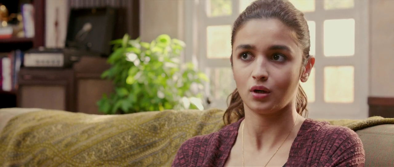 Download Dear Zindagi (2016) Full Movie Hindi 480p, 720p & 1080p BluRay ESubs