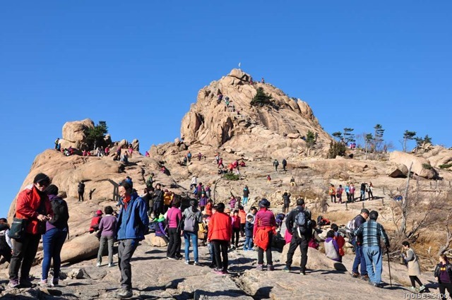 Climbing to the peak at site for the Gwongeumseong Fortress