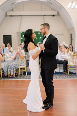 bride and groom first dance