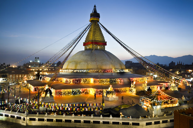 Kathmandu Nagarkot Chitwan Holiday Package Tour: Boudhanath Stupa