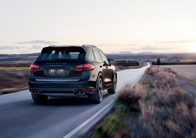 2011 Porsche Cayenne Rear Angle View