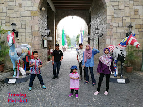 Percutian Colmar Tropicale Bukit Tinggi Tempat menarik