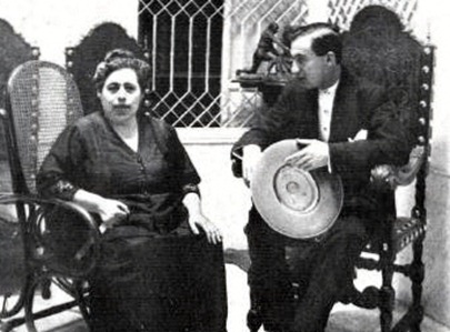 Joselito con su madre y hermanos-as