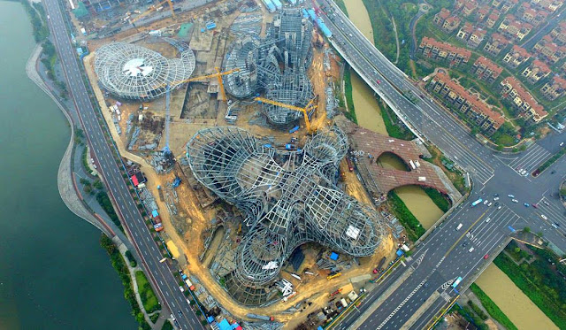 Flower-shaped building 'blooms' in Changsha by Zaha Hadid