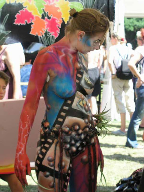 sexy girl body art paint a full picture of fruit