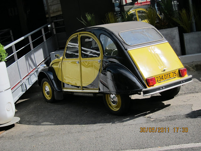 Citroen 2CV @Paris #巴黎 #法國 #France #Paris #雪鐵龍 #Citroën