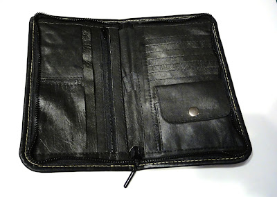 Мужской вертикальный портмоне - натуральная кожа. Черный кошелек, яркая отстрочка - подарок мужчине. Ручная работа, доставка почтой или курьером