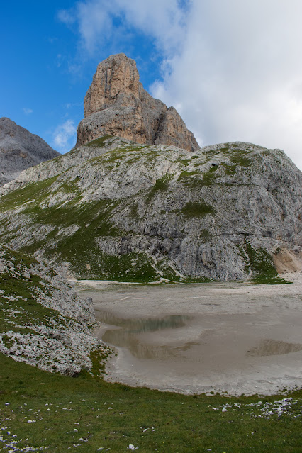 Il Lago Secco e il Cogolo del Larséc