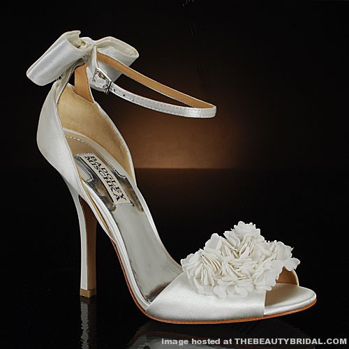 Badgley Mischka lelah white Wedding Shoes Heel height 3 3 4 inches