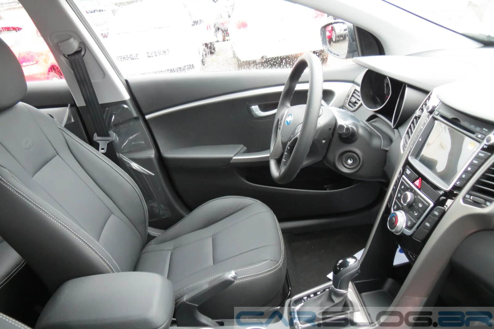 novo Hyundai i30 1.8 2014 - interior