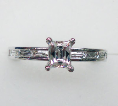 Photos of diamond engagement ring