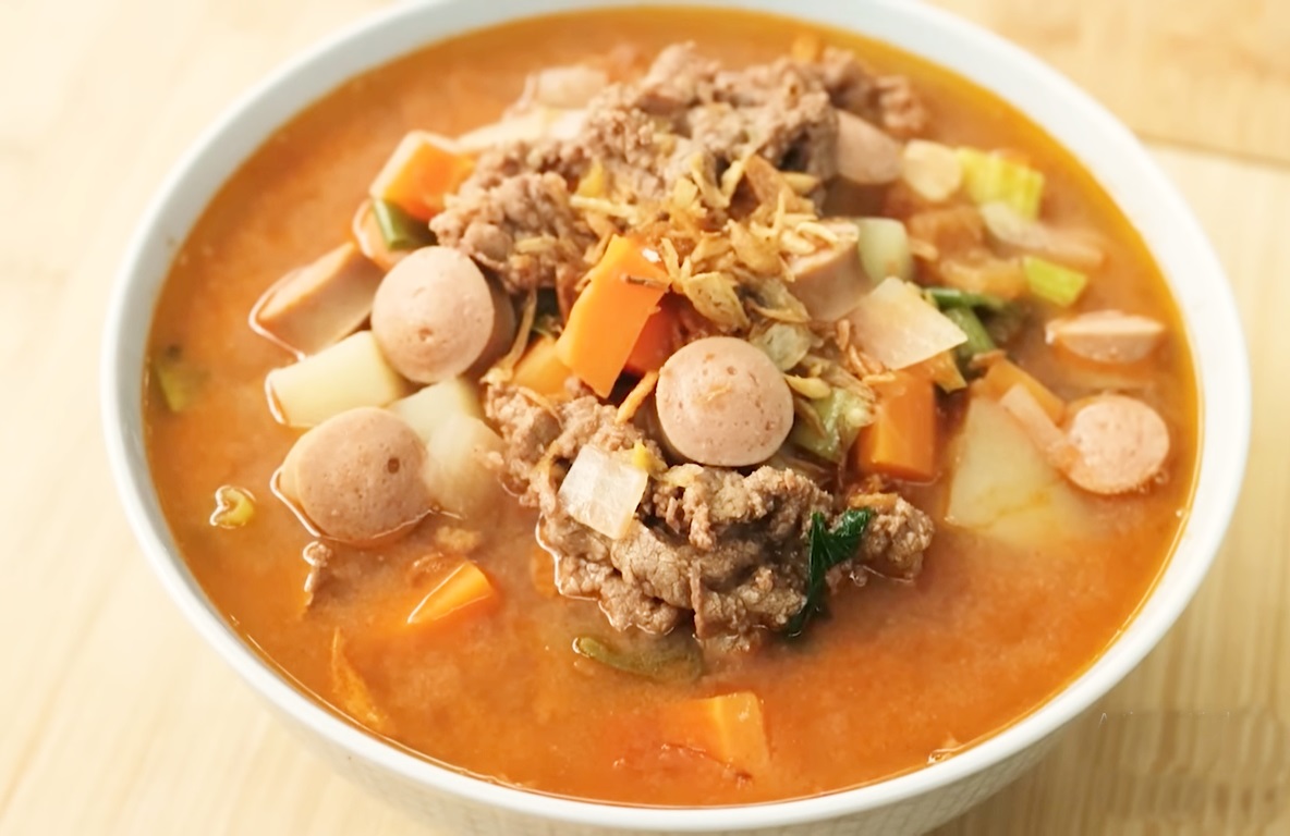 IDE MASAKAN SIMPEL! Resep Sup Tomat Daging Iris: Masaknya Cukup 15 Menit, Ini Rahasia Chef Devina Hermawan