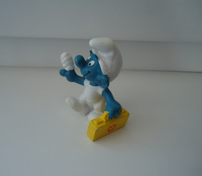 First Aid Smurf Figure W.Germany Peyo Schleich 2.0054