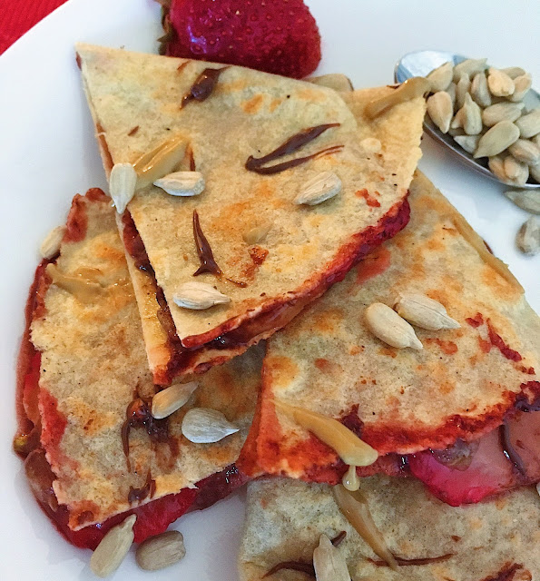 Strawberry Chunky Monkey Dessert Quesadilla (Gluten Free, Vegan) 