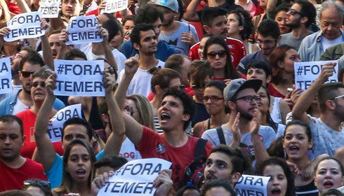 Manifestação pacífica não derrota governo golpista