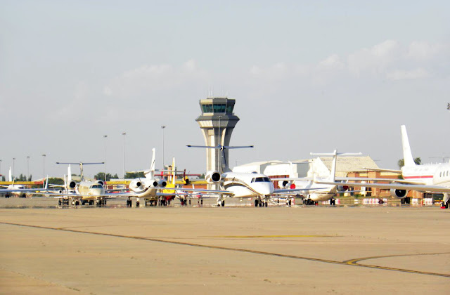 Cese del tráfico aéreo civil en la Base Aérea de Torrejón.