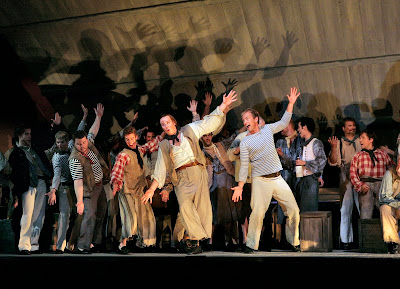 Lucas Meachem (Donald) and Teddy Tahu Rhodes (Billy) in Billy Budd, Santa Fe Opera, 2008 (photo © Ken Howard)