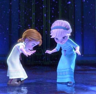 Gambar Foto Anna dan Elsa Frozen Kecil