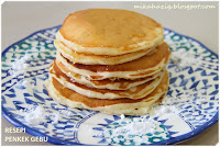 Mikahaziq: Easy Pancake Recipe / Resepi Penkek