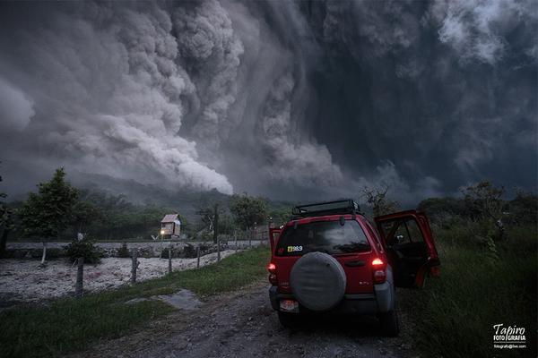 Panache copyroclastique sur le volcan Colima, 10 juillet 2015