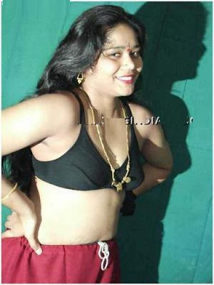 Desi Sexy Mallu Aunties