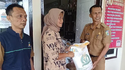  Pekon Bulukarto Salurkan Bantuan Beras CBP Tahap lV