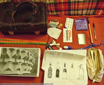 Things That Iranian People Carry Inside Bags Seen On www.coolpicturegallery.us