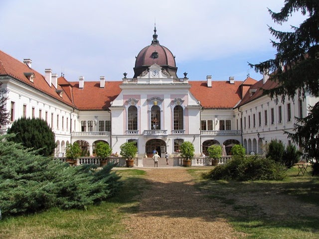 Godollo_palace1.JPGde hungria