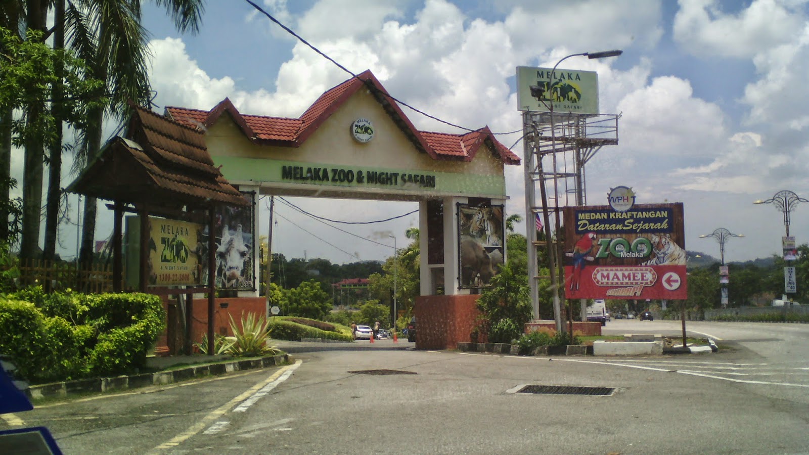 Jalan jalan ke Zoo Melaka Part 1 Blog AzmanHayaty 