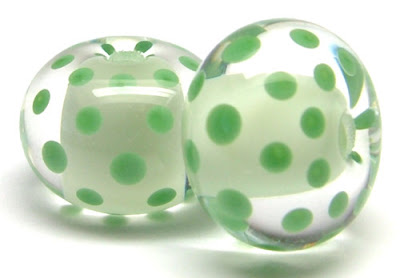 Cim 'Sherwood' as polka dots