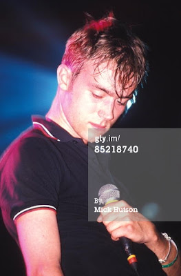 blur fred perry, damon albarn fred perry, alex james damon albarn, blur fashion, blur clothing, blur shirt, blur fred perry, damon albarn fred perry