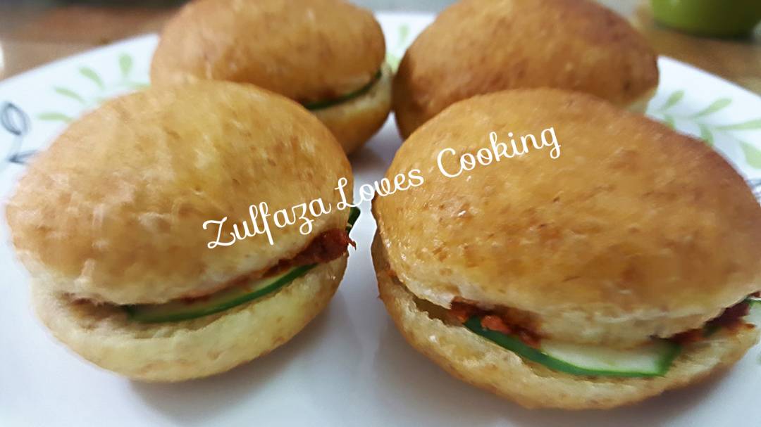 ZULFAZA LOVES COOKING: Burger Malaysia aka Pau Wholemeal 