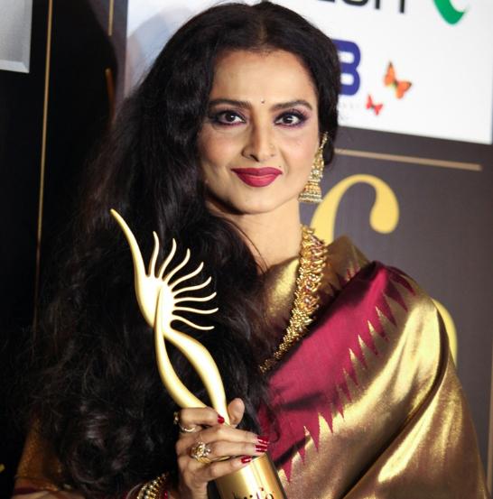 Rekha Hd Wallpapers