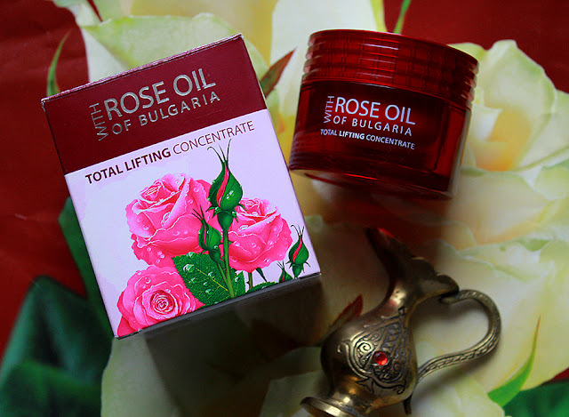 Total lifting concentrate with rose oil of Bulgaria