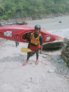 Raj pundir of rishikesh rafting team