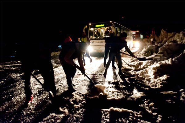 Havazás - Önkéntesek is segítettek az M1-esen