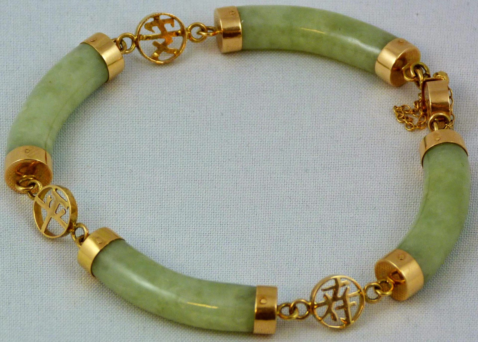 14k gold jade bracelet with gold chain