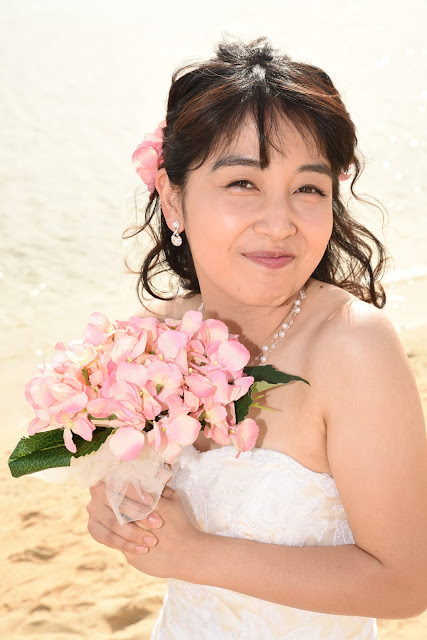 Oahu Bride