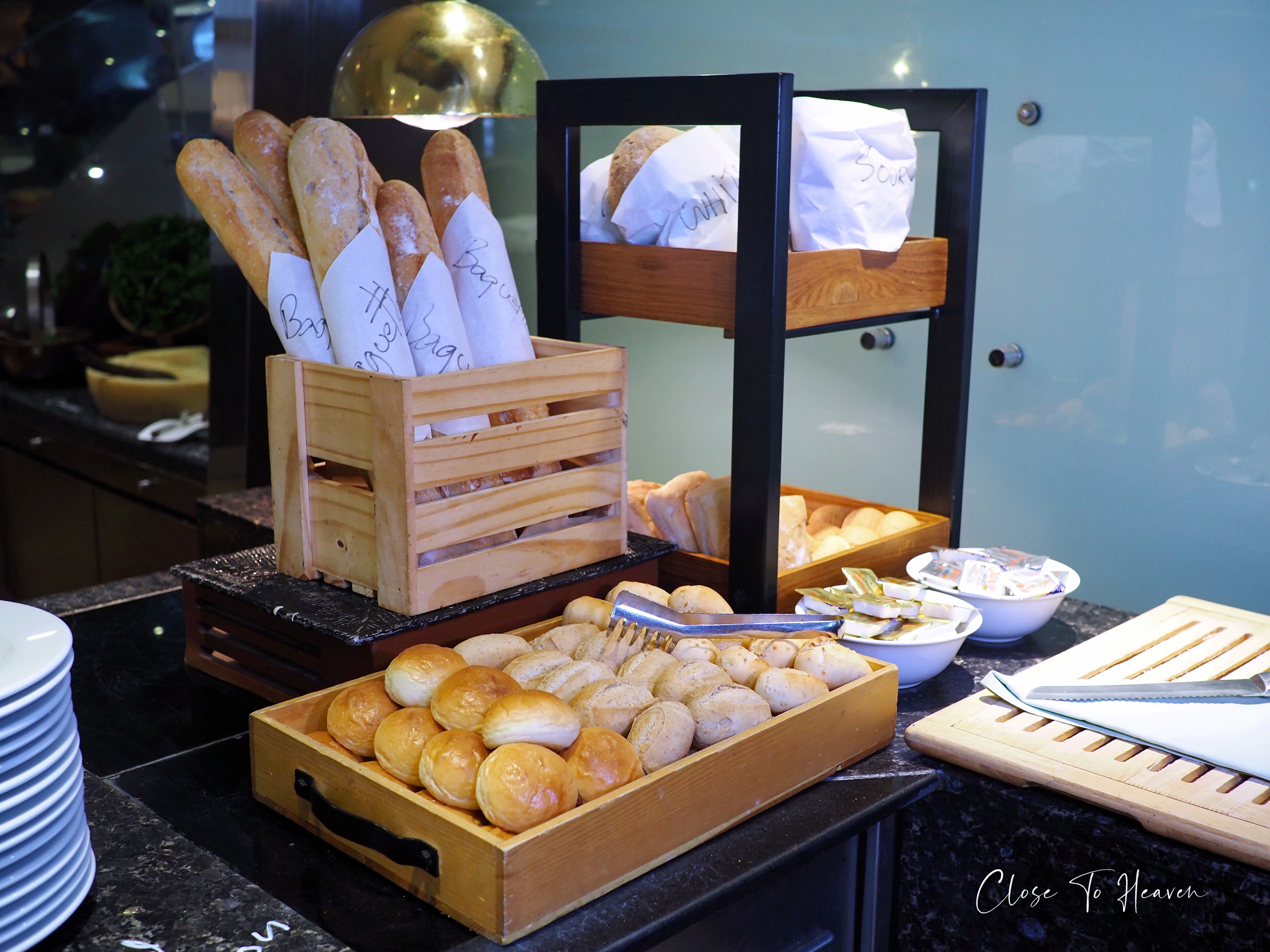 Sunday Brunch Buffet | Royal Orchid Sheraton