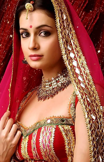 Diya Mirza Wallpapers hot photos