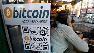 Bitcoin sinks again as China bans new yuan deposits