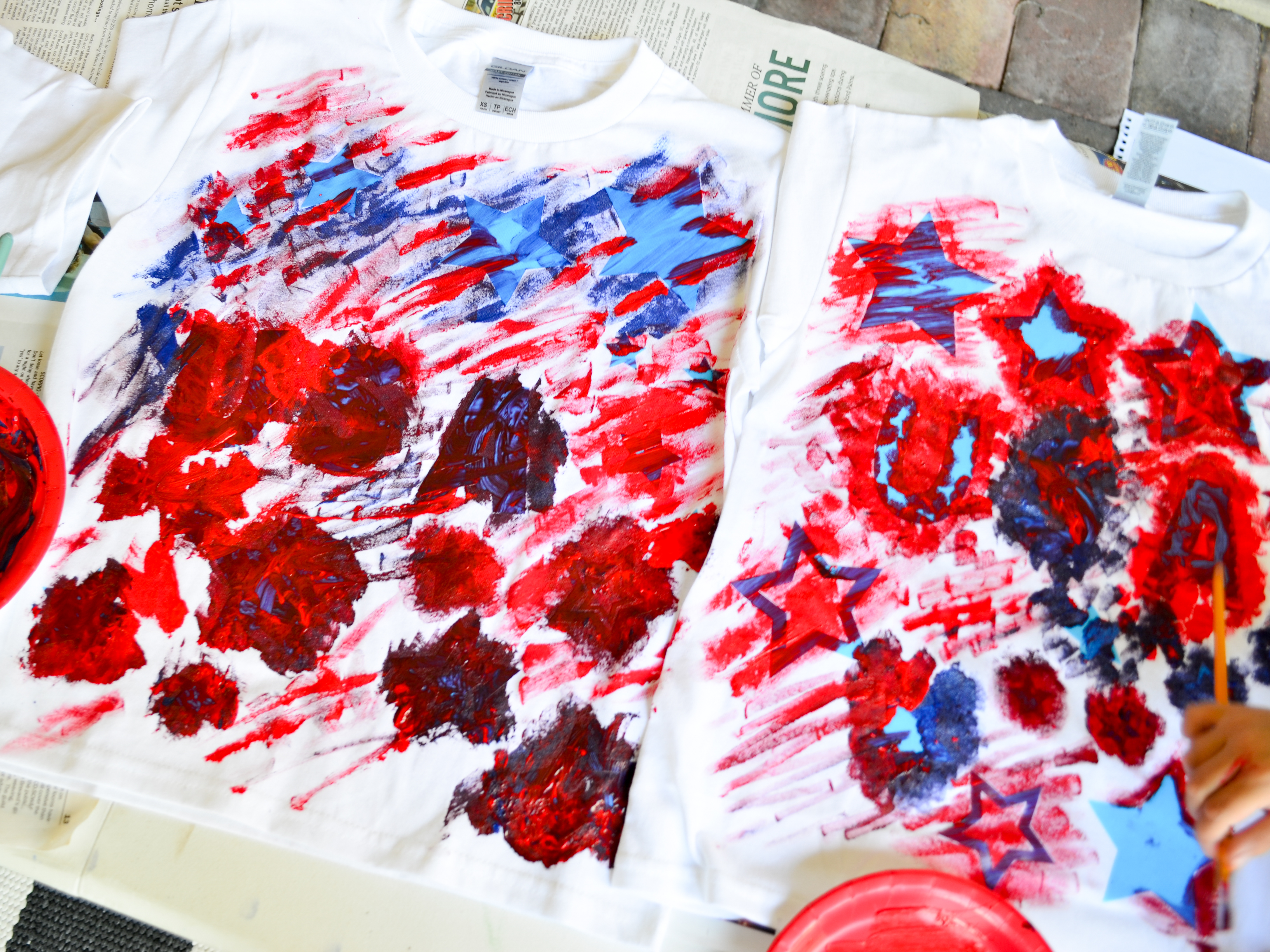 Craft bold, colorful 4th of July tie-dye t-shirts with Cricut