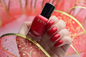 zoya_elisa_nail_lacquer_swatch