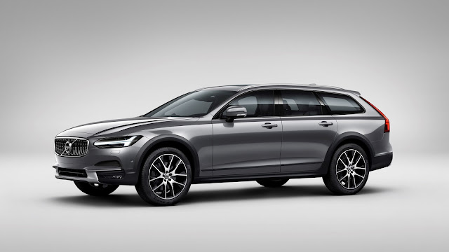 2016 Volvo V90 Cross Country