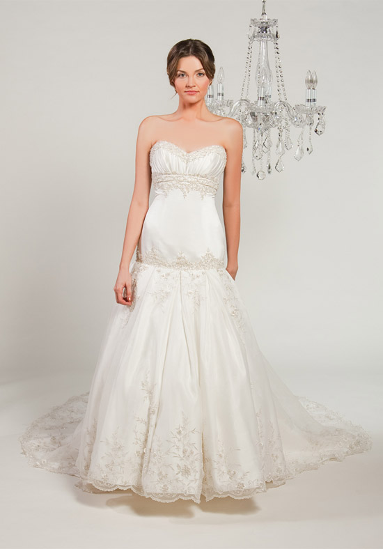 bella sala XOXO  Winnie Couture Trunk Show Bridal  