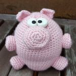 http://www.ravelry.com/patterns/library/no-left-overs-amigurumi-pig