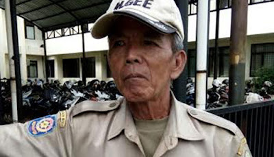 Hamid 36 Tahun Setia Jadi Tenaga Honorer di Pemkot Bekasi