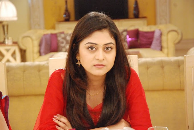 Falaq Naaz Wiki, Biography, Dob, Age, Height, Weight, Affairs and More