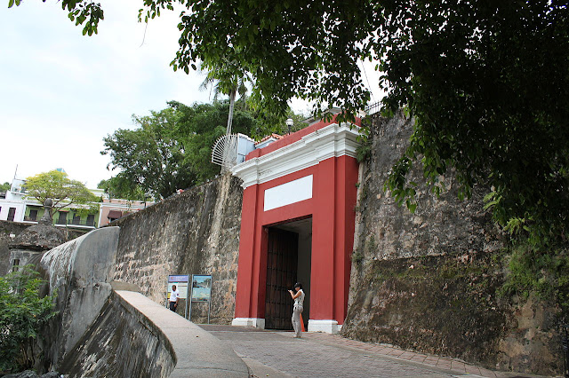 1. La puerta de San Juan Puerto Rico